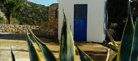 207m² Property in Malesina, Greece No. 4449 5