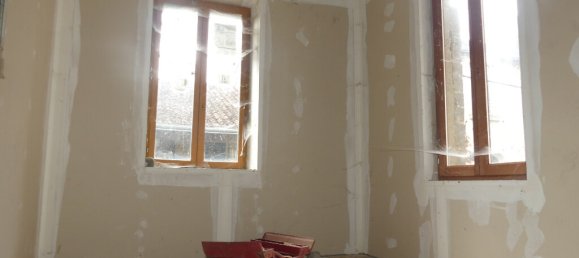 2 Schlafzimmer Haus in Richelieu, France, Nr. 84989 9