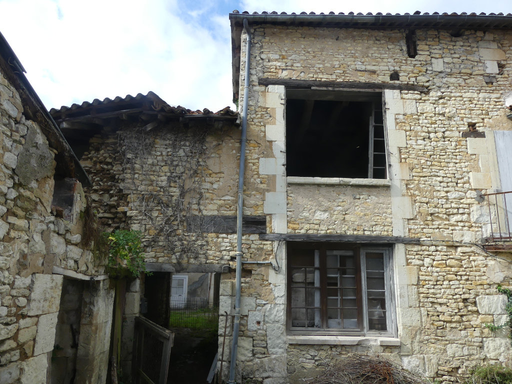 2 Schlafzimmer Haus in Richelieu, France, Nr. 84989