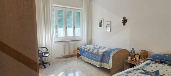 4 rooms Apartment in Locorotondo, Italy No. 24876 9