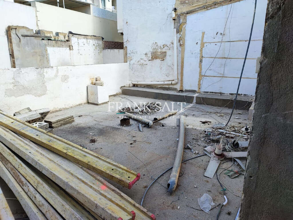 Пентхаус с 3 спальнями в Санта-Венера, Мальта № 1379