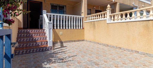 2 غرف نوم تاون هاوس في Alicante, Spain رقم 186469 3