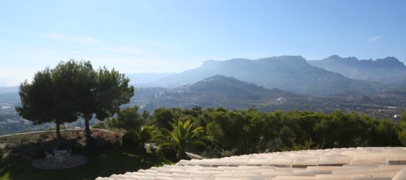 4 bedrooms Villa in Calpe, Spain No. 957 8