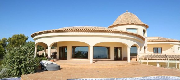 4 bedrooms Villa in Calpe, Spain No. 957 4