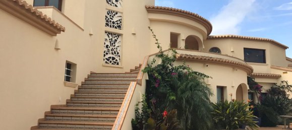 4 bedrooms Villa in Calpe, Spain No. 957 5