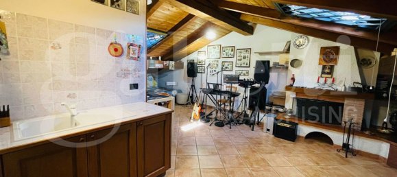 3 bedrooms House in Valsamoggia, Italy No. 325838 10