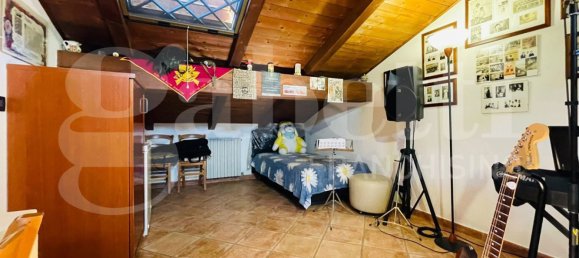 3 bedrooms House in Valsamoggia, Italy No. 325838 8