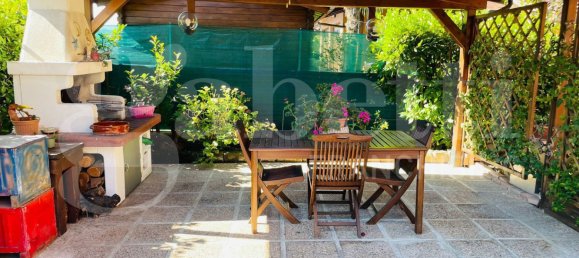 3 bedrooms House in Valsamoggia, Italy No. 325838 2