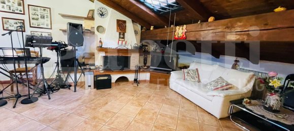 3 bedrooms House in Valsamoggia, Italy No. 325838 18