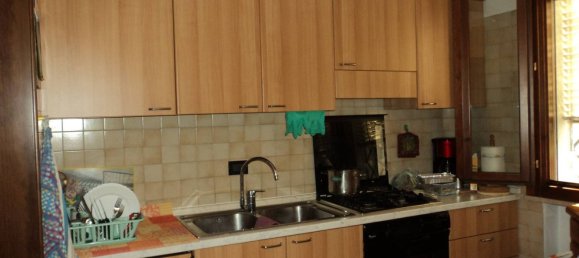 Villa de 5 habitaciónes en San Benedetto Po, Italy No. 176912 3