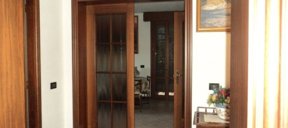 Villa de 5 habitaciónes en San Benedetto Po, Italy No. 176912 6