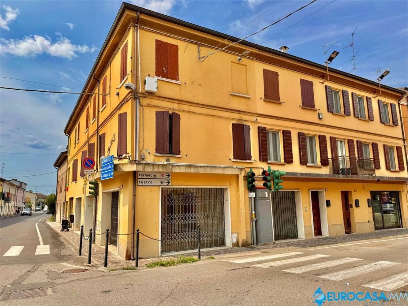 2 bedrooms Apartment in Rolo, Italy No. 398789