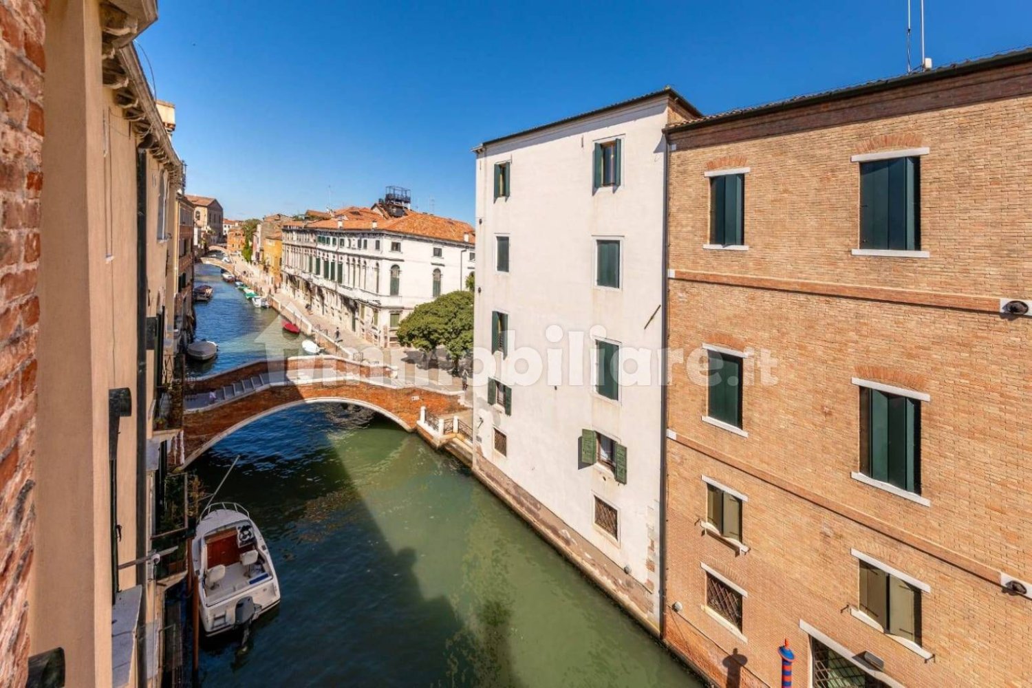 4 bedrooms Apartment in Venice, Italy No. 220671