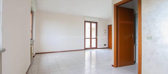 3-Zimmer Wohnung in Novara, Italy, Nr. 18702 4