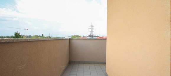 3-Zimmer Wohnung in Novara, Italy, Nr. 18702 27