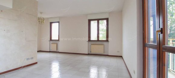 3-Zimmer Wohnung in Novara, Italy, Nr. 18702 2