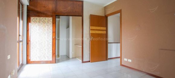 3-Zimmer Wohnung in Novara, Italy, Nr. 18702 17