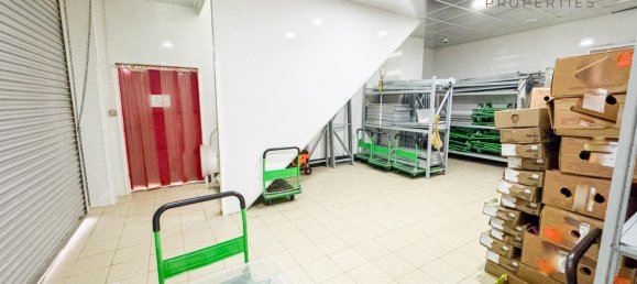 1393.5m² Warehouse in Al Quoz, UAE No. 54804 5