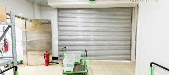 1393.5m² Warehouse in Al Quoz, UAE No. 54804 8