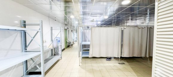 1393.5m² Warehouse in Al Quoz, UAE No. 54804 9