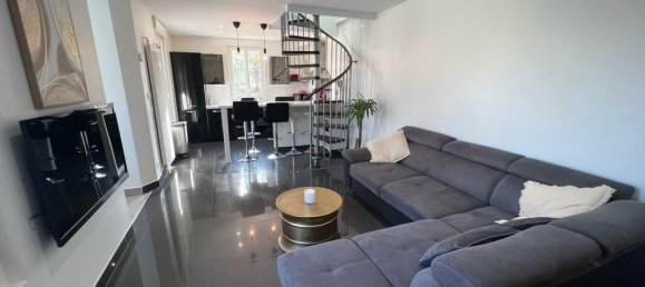 3 bedrooms House in Champigny-sur-Marne, France No. 165951 4