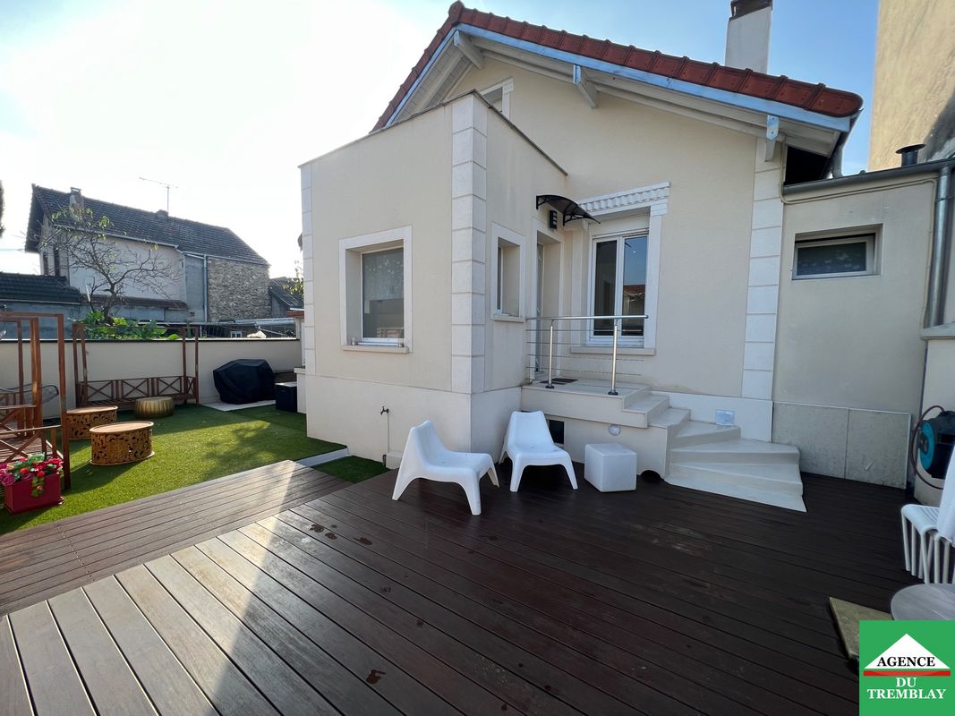 3 bedrooms House in Champigny-sur-Marne, France No. 165951