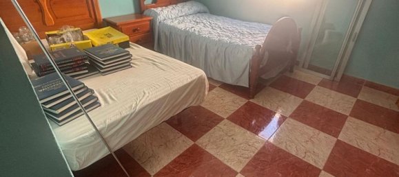 Casa de 3 dormitorios en Cádiz, Spain No. 184219 11