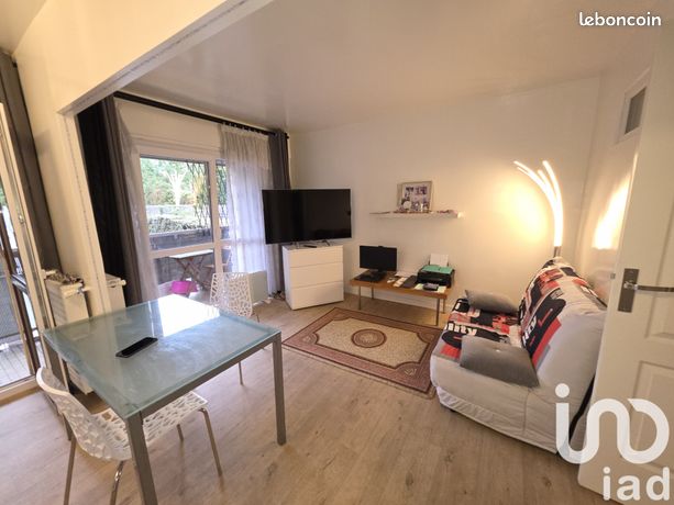 Квартира с 2 спальнями в Бонди, Франция № 360078