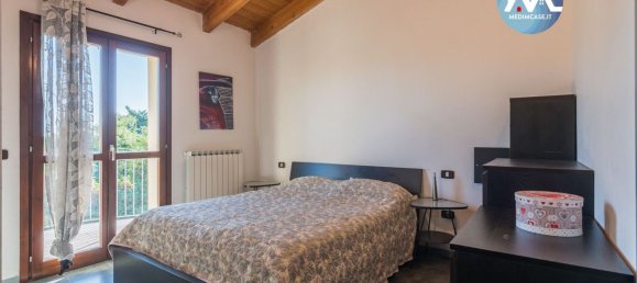 2 bedrooms Apartment in Vallefoglia, Italy No. 358419 7