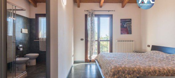 2 bedrooms Apartment in Vallefoglia, Italy No. 358419 6