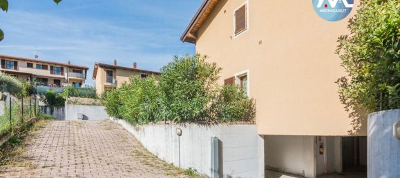 2 bedrooms Apartment in Vallefoglia, Italy No. 358419 16