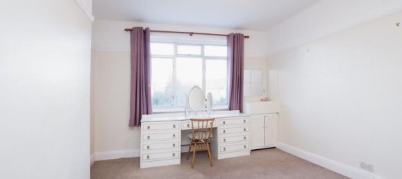 3 Schlafzimmer Haus in Croydon, United Kingdom, Nr. 8132 8