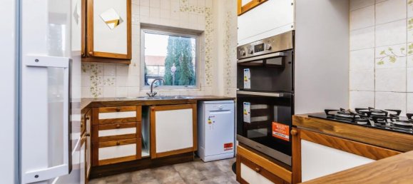 3 Schlafzimmer Haus in Croydon, United Kingdom, Nr. 8132 5