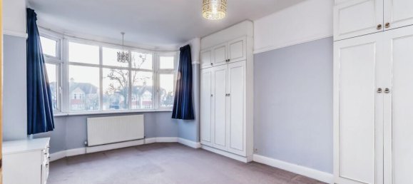 3 Schlafzimmer Haus in Croydon, United Kingdom, Nr. 8132 17