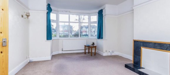 3 Schlafzimmer Haus in Croydon, United Kingdom, Nr. 8132 2