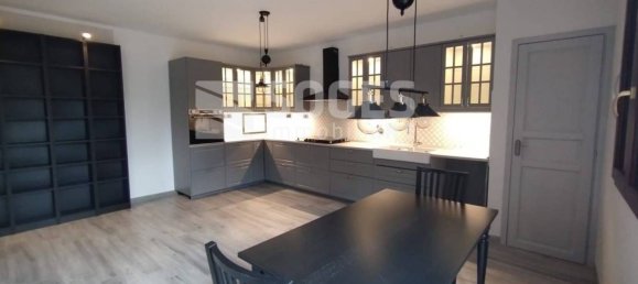 2 bedrooms Villa in Dicomano, Italy No. 39108 3