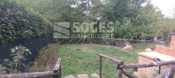 2 bedrooms Villa in Dicomano, Italy No. 39108 2