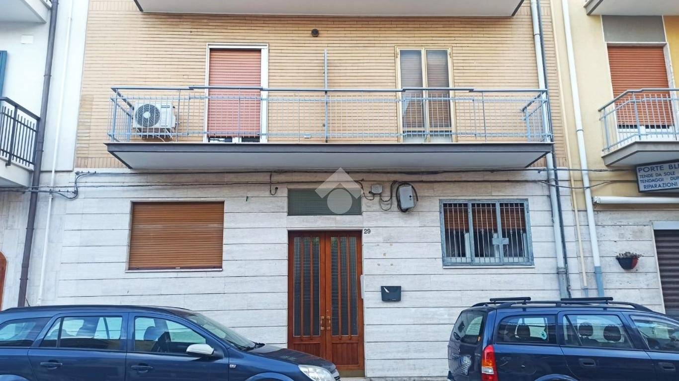 Apartamento T1 em Mola di Bari, Italy N.º 159157