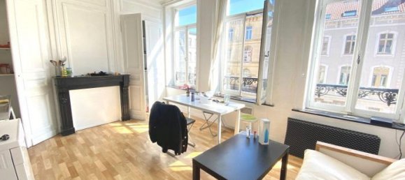 1 chambre Bâtiment à Lille, France No. 87190 4