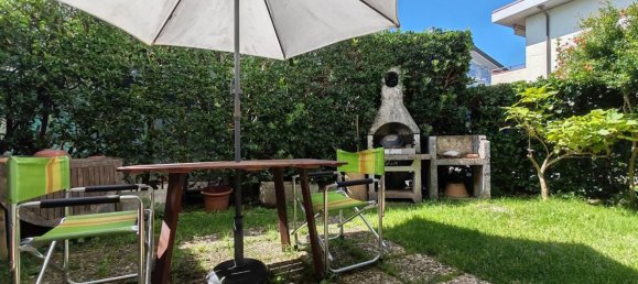 Apartamento T2 em Massa, Italy N.º 357060 25