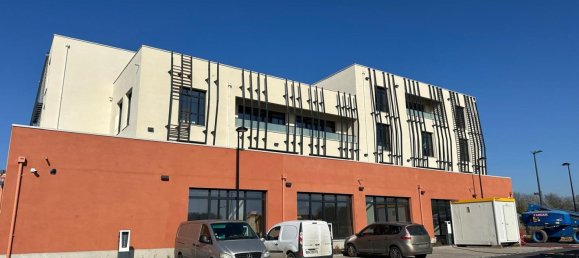 Escritório em Famars, France 245 m² N.º 61054 2