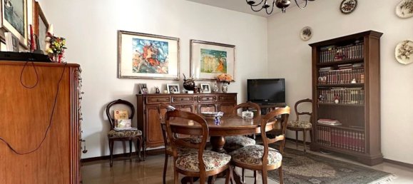 3 bedrooms Apartment in Udine, Italy No. 316024 2
