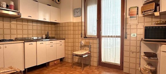 3 bedrooms Apartment in Udine, Italy No. 316024 5