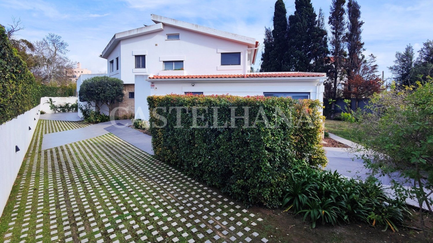6 bedrooms Villa in Cascais, Portugal No. 112995