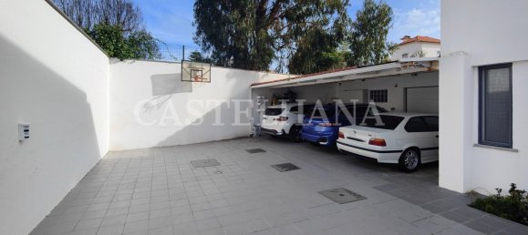 6 bedrooms Villa in Cascais, Portugal No. 112995 32