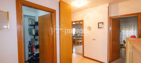 3 rooms Apartment in Messina, Italy No. 290524 14