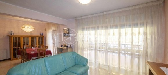 3 rooms Apartment in Messina, Italy No. 290524 6