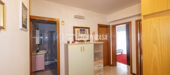 3 rooms Apartment in Messina, Italy No. 290524 2