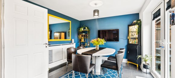 5 bedrooms House in Horley, United Kingdom No. 1055 6