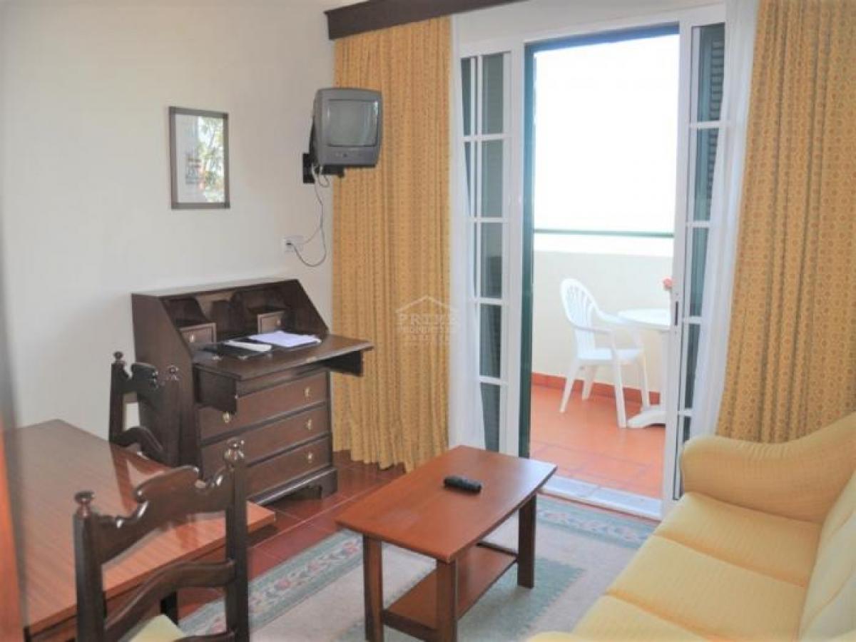 8 bedrooms Shop in Funchal, Portugal No. 1881